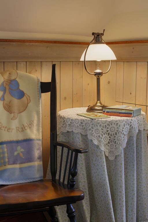 Isaiah Jones Homestead Bed And Breakfast Сандвич Екстериор снимка