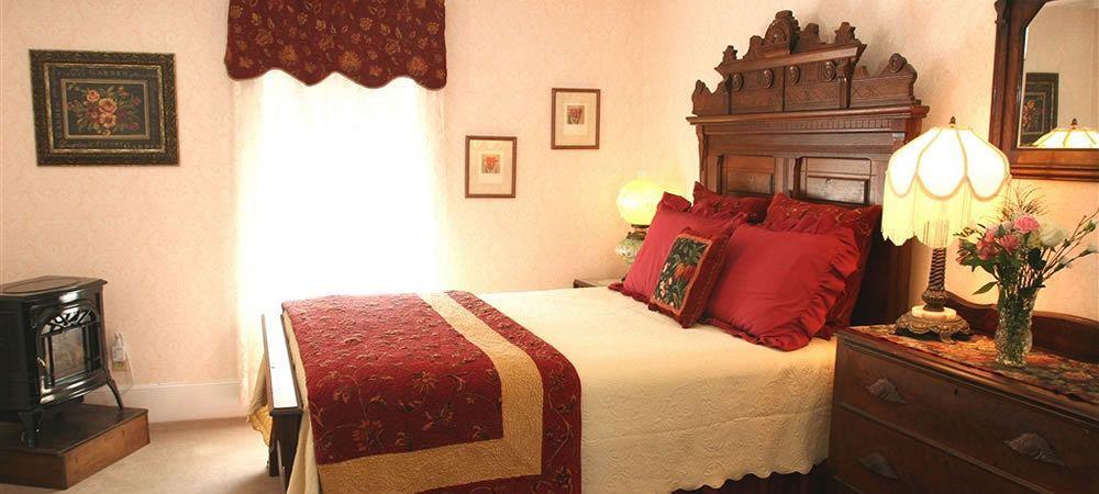 Isaiah Jones Homestead Bed And Breakfast Сандвич Екстериор снимка
